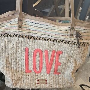 SAKROOTS Love Bag. Tote Size. Off White. Great Condition.